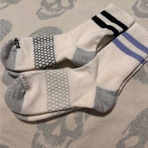 Bombas half crew Socks, 2 pairs size large NWOT